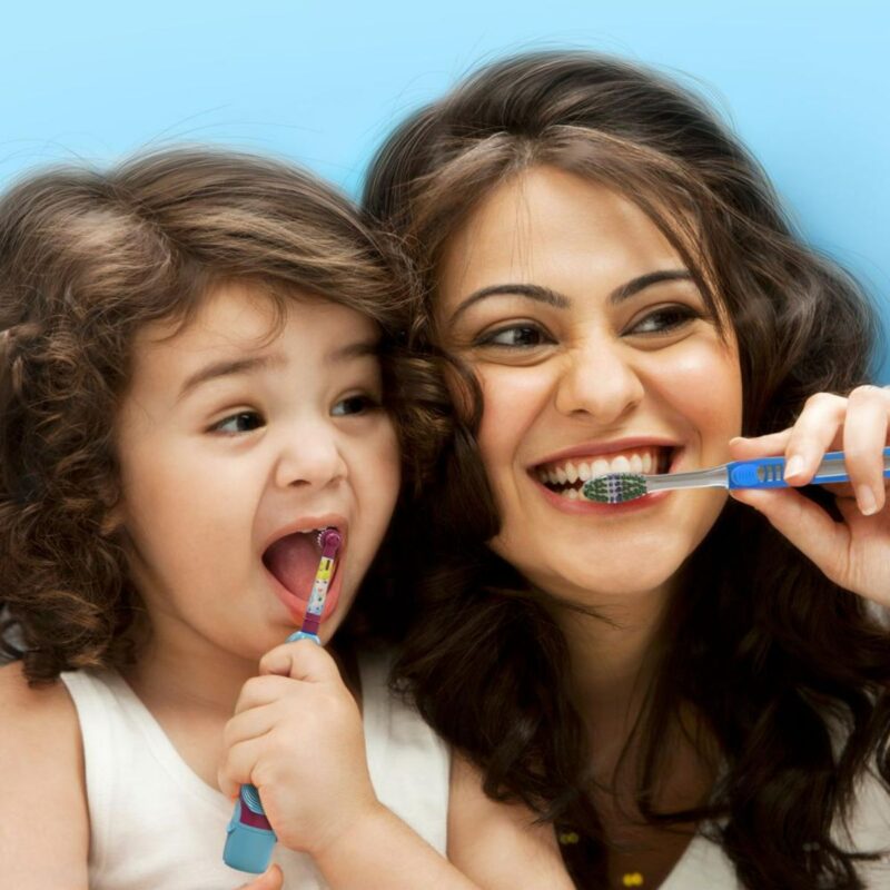 Cepillo Oral-B OM010 color indic clásico blister 4ud